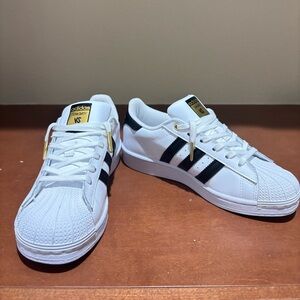 New Adidas Originals Superstar Stan Smith trainers in white and gold